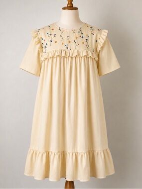 Naya Rea Yellow Floral Babydoll Nap Cottagecore Prairie Dress Style NWT 8